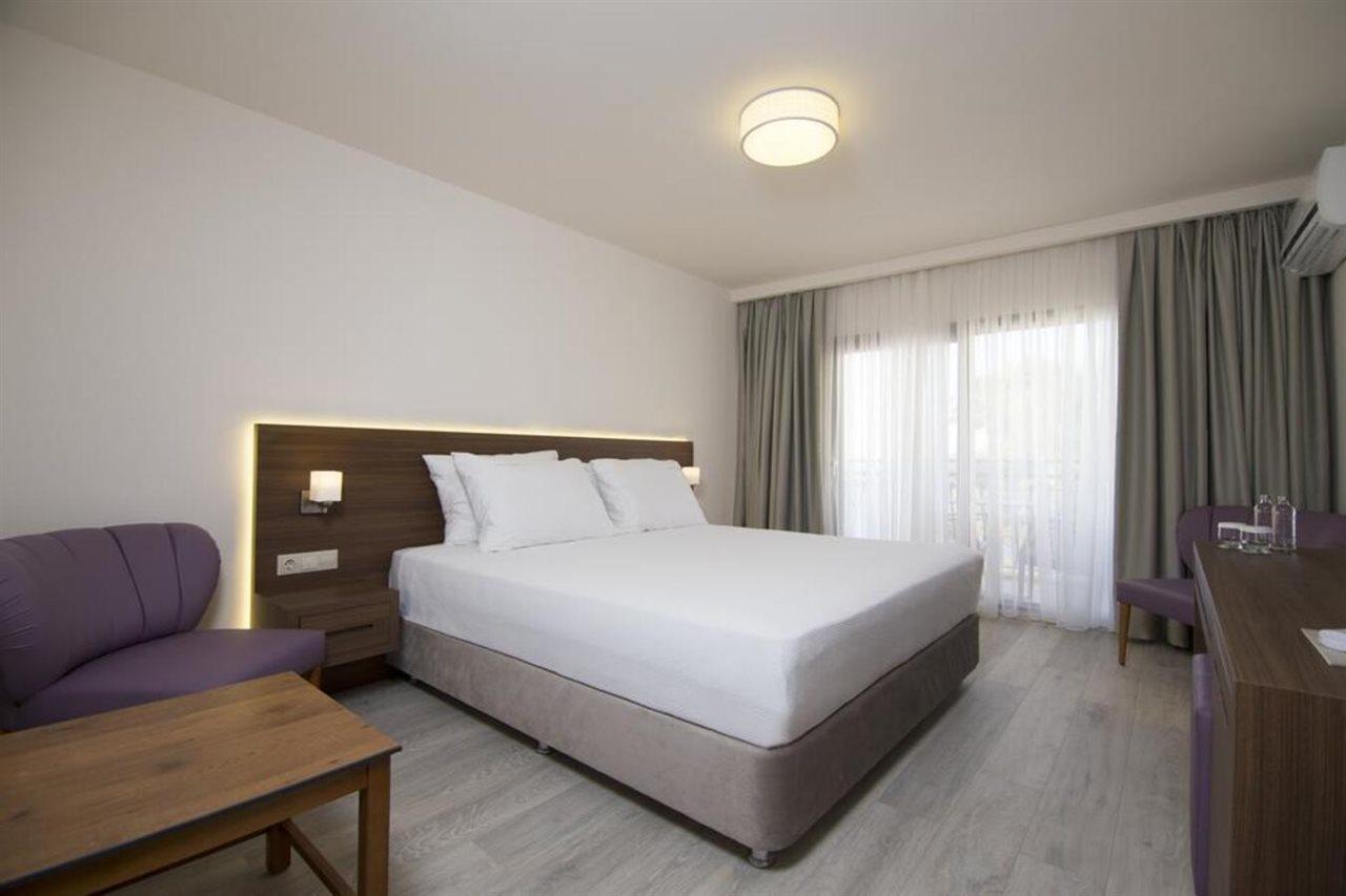 Neopol Hotel Kusadasi Exterior photo