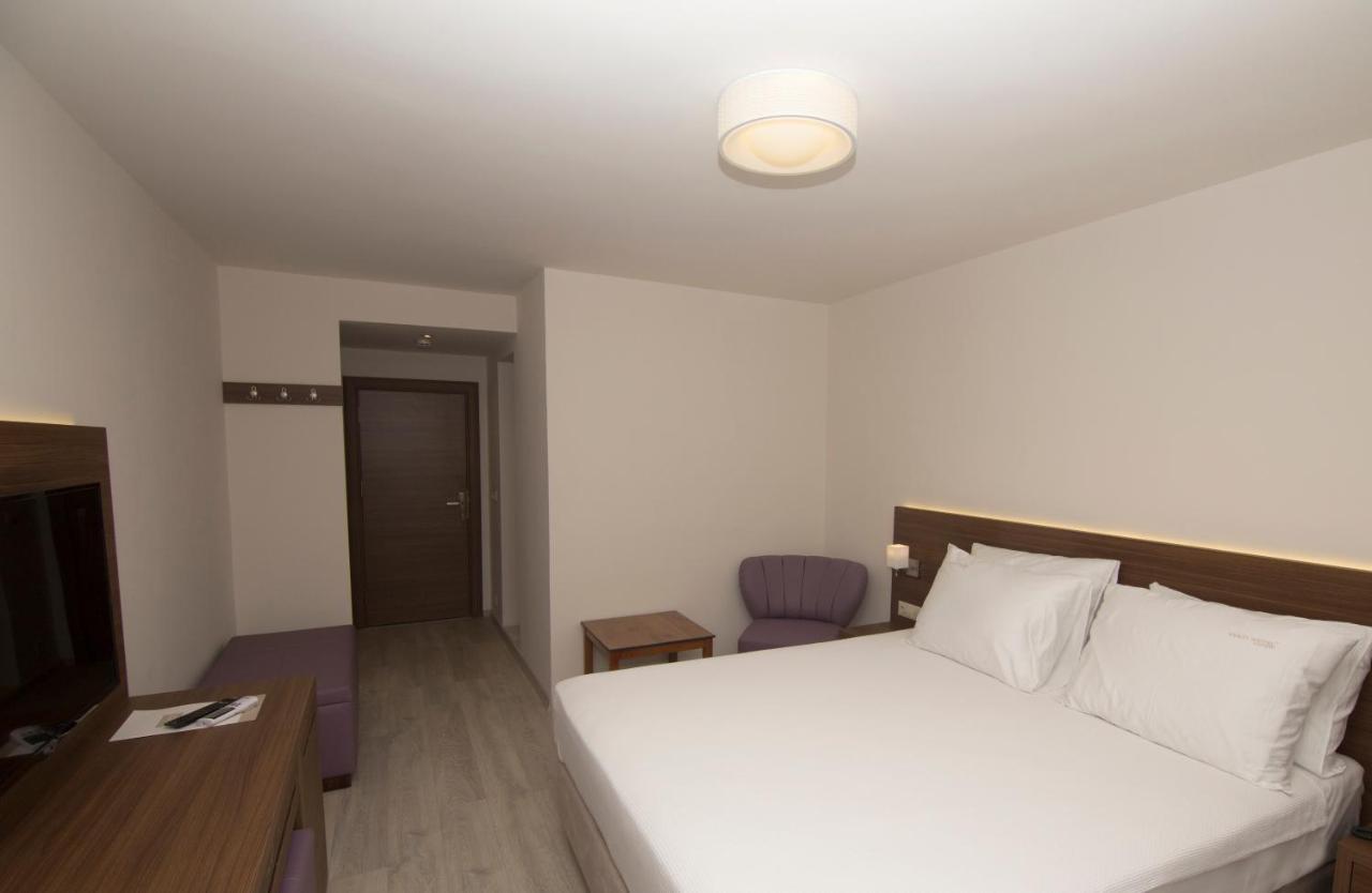 Neopol Hotel Kusadasi Exterior photo